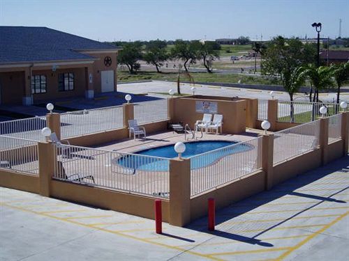 Texas Inn & Suites La Joya Exterior photo